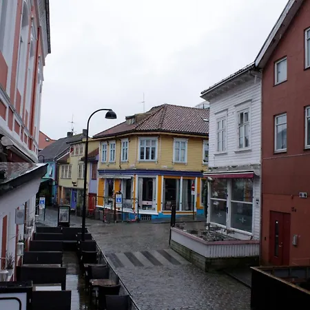 Lovely And Sunny In The Heart Of Centre, Perfect For Ons Visitors * Stavanger